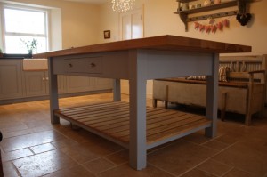 Handmade dining tabes